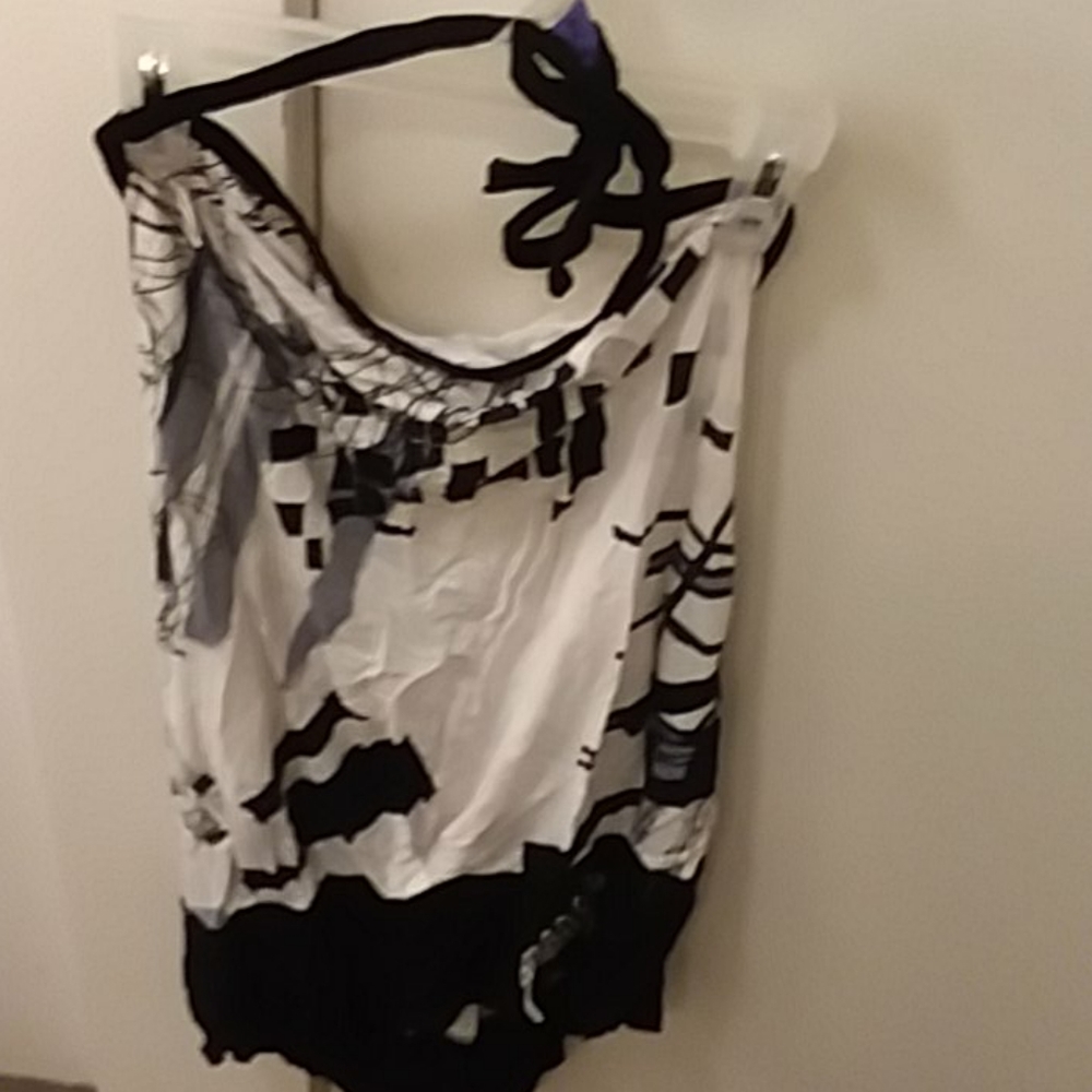 Save The Queen Top In Unique Design And Excellent - image 1